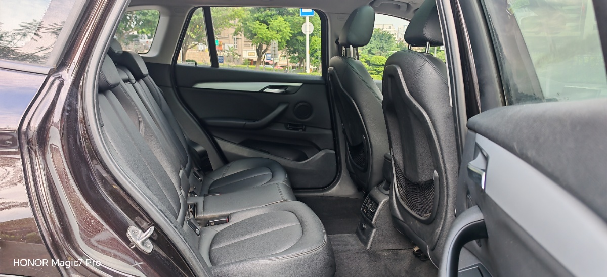 BMW X1 2017 car image #9
