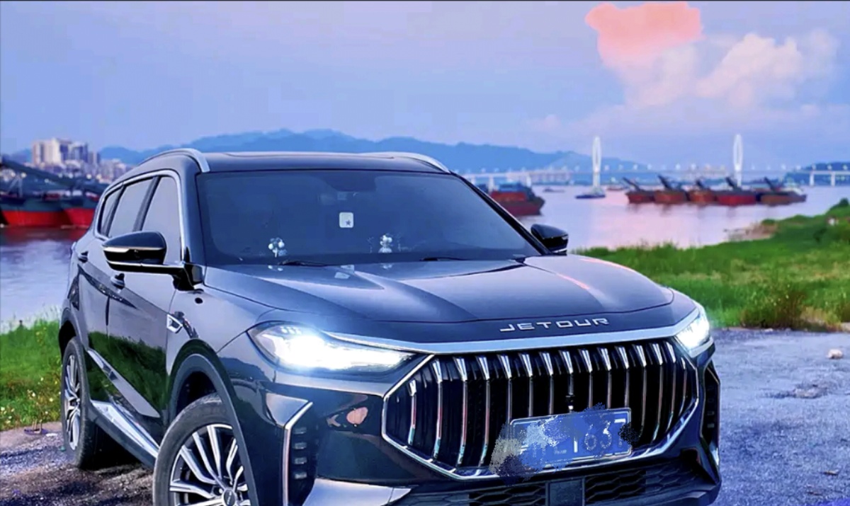 Jetour X70 PLUS 2023 image de voiture #3