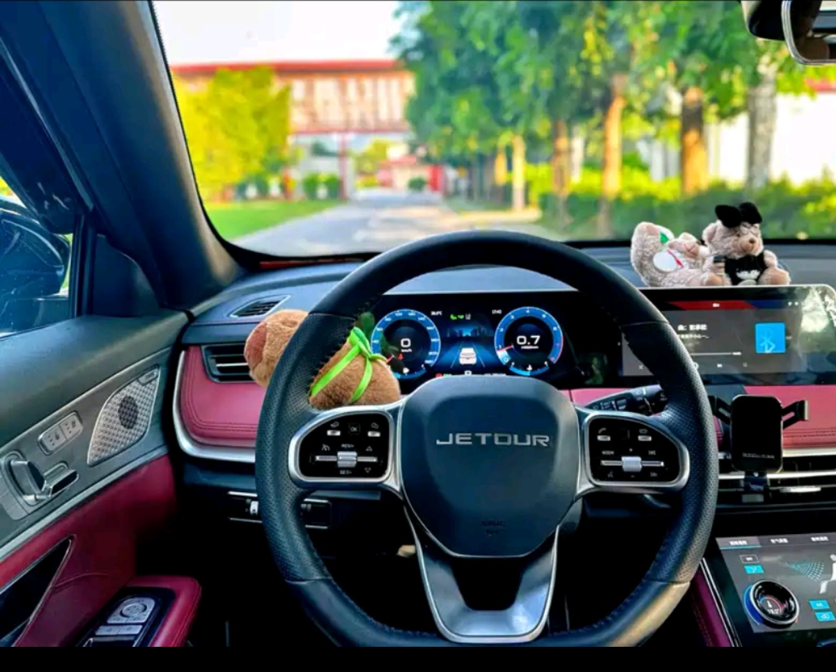 Jetour X70 PLUS 2023 image de voiture #2