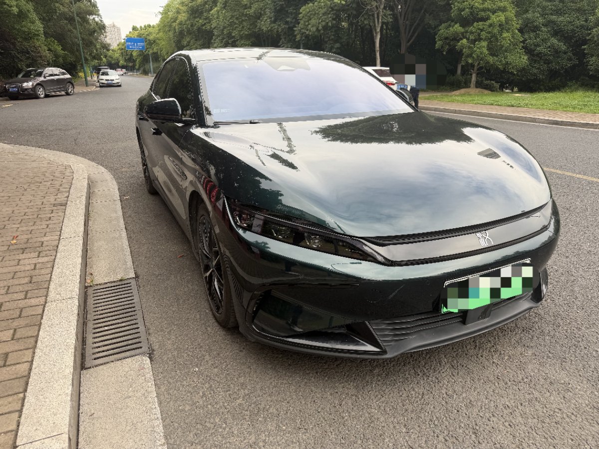 2022 immagine di auto #3