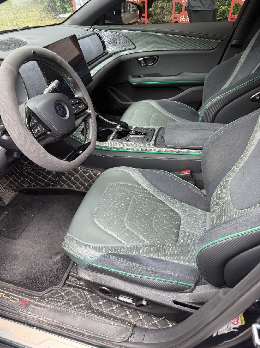 2022 immagine di auto #5