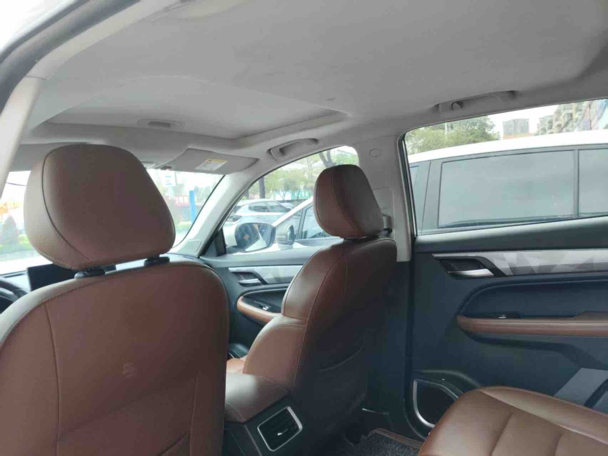 GEELY Vision X6 2023 #5 GEELY Vision X6 2023 car image #5