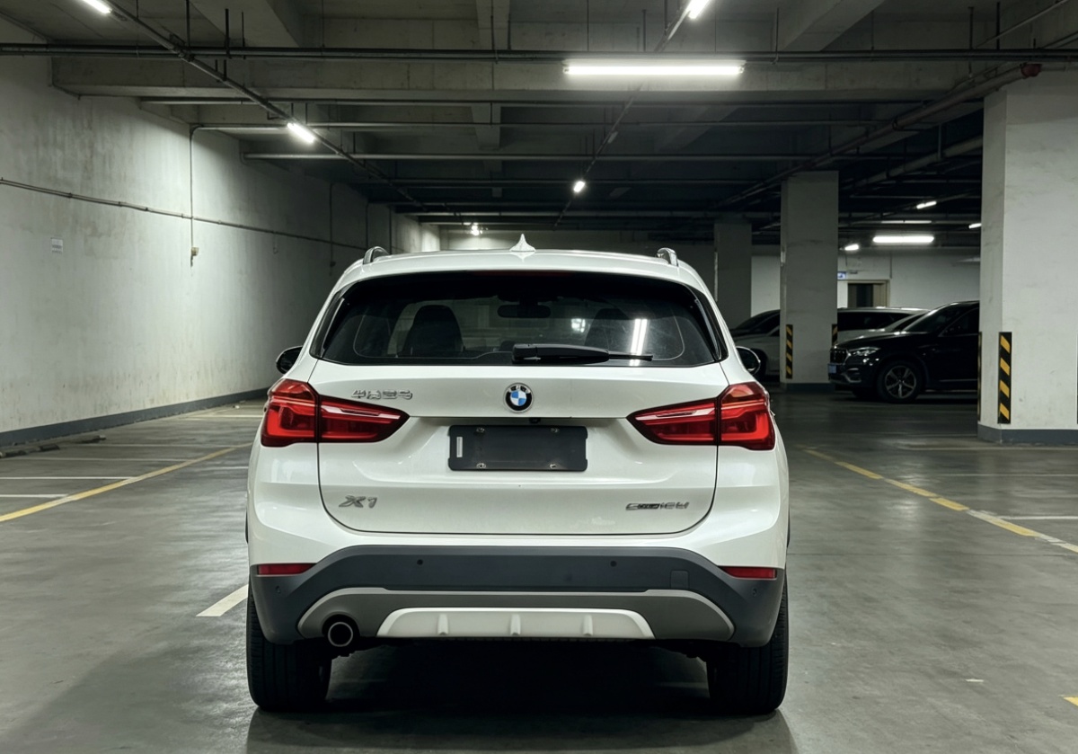 BMW X1 2018 #6 BMW X1 2018 car image #6