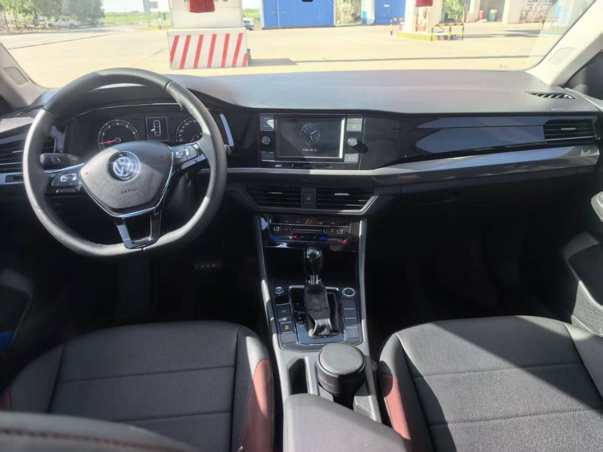 Volkswagen Bora 2020 car image #9