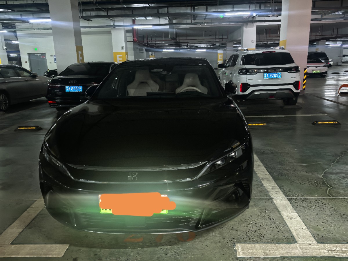 BYD Han 2024 car image #2