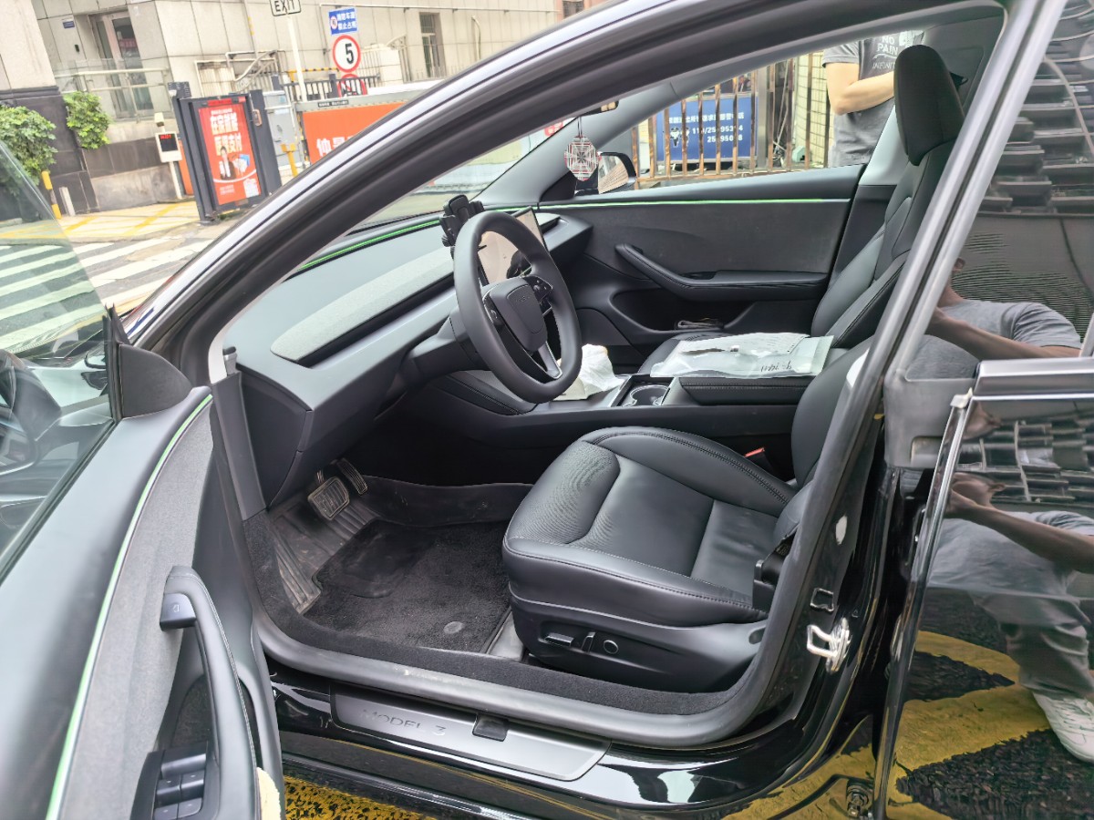 Tesla Model 3 2023 #4 Tesla Model 3 2023 car image #4