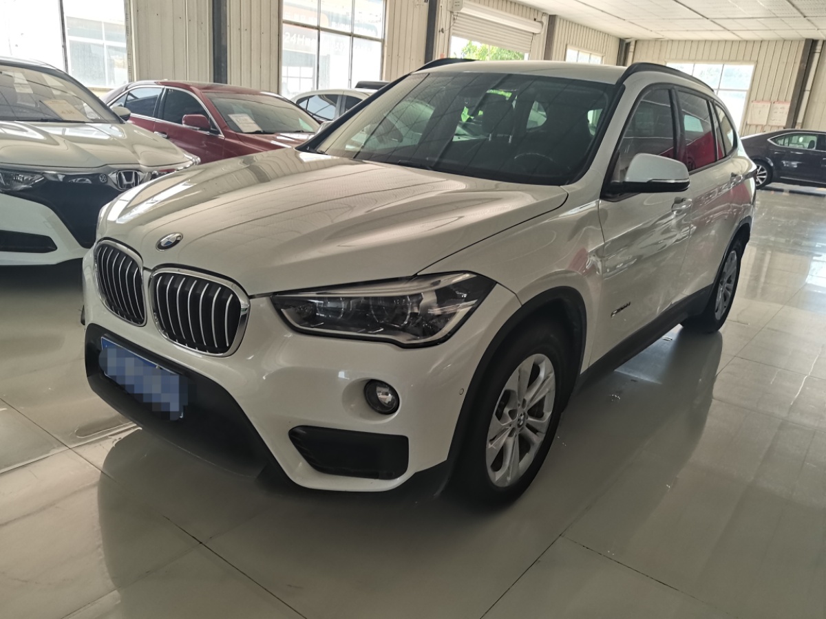 BMW X1 2016 BMW X1 2016 car image