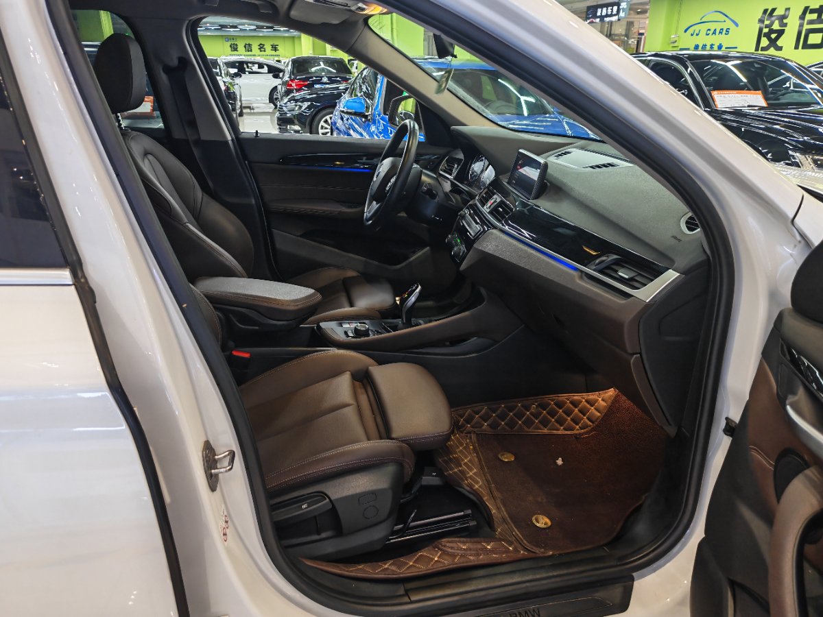 BMW X1 2020 car image #8
