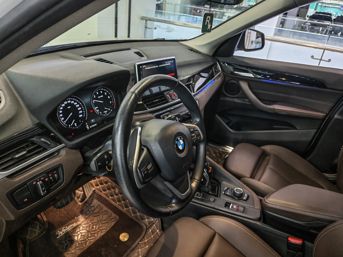BMW X1 2020 car image #6
