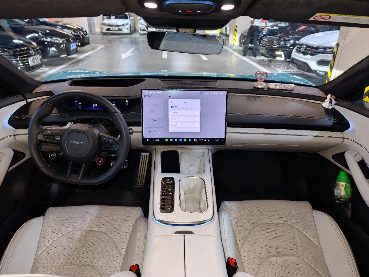 MI SU7 2024 car image #5