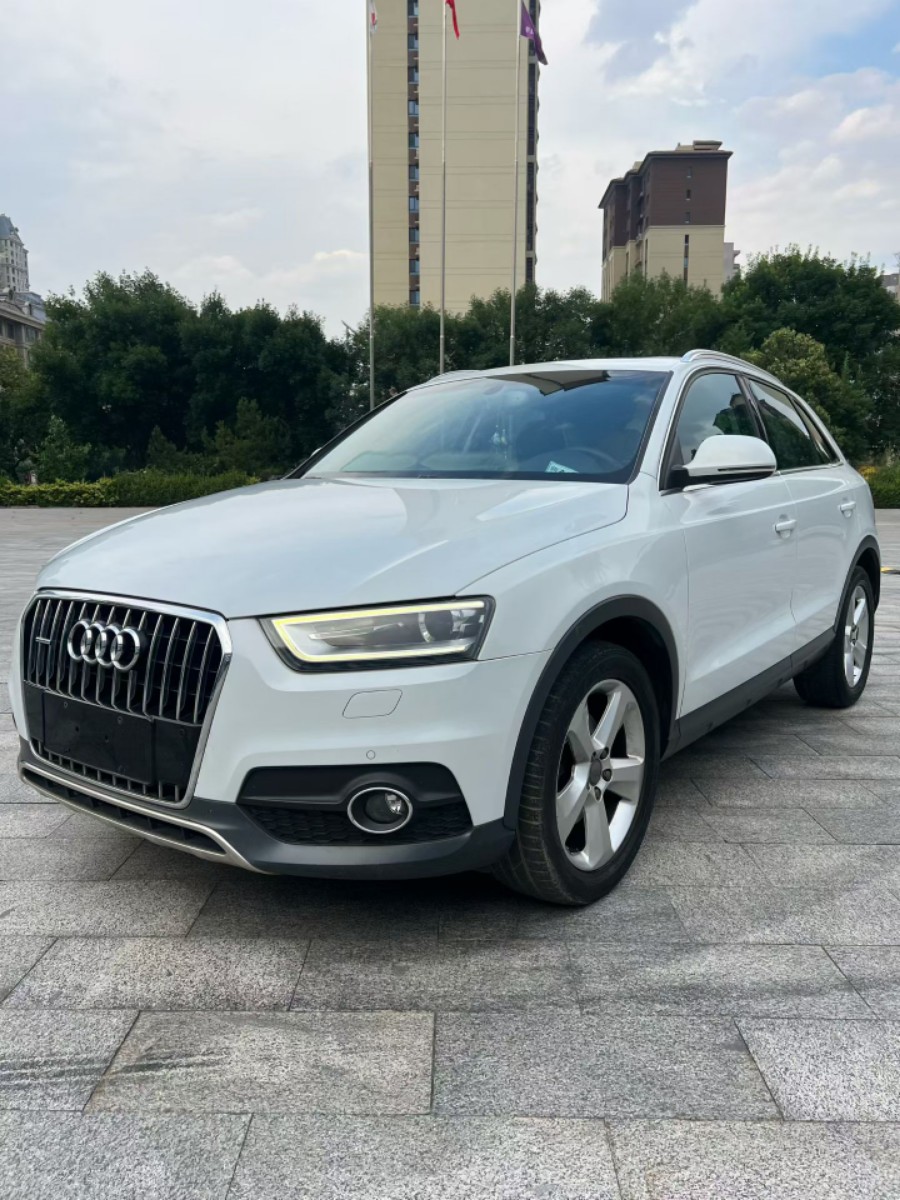 Audi Q3 (Imported) 2014 Audi Q3 (Imported) 2014 car image
