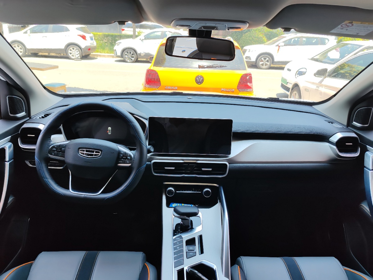 GEELY Coolray 2023 immagine di auto #3