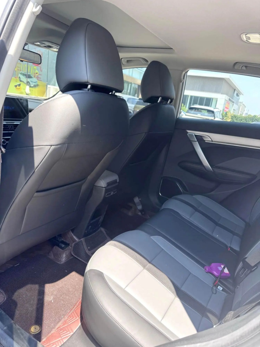 GEELY Coolray 2023 immagine di auto #5