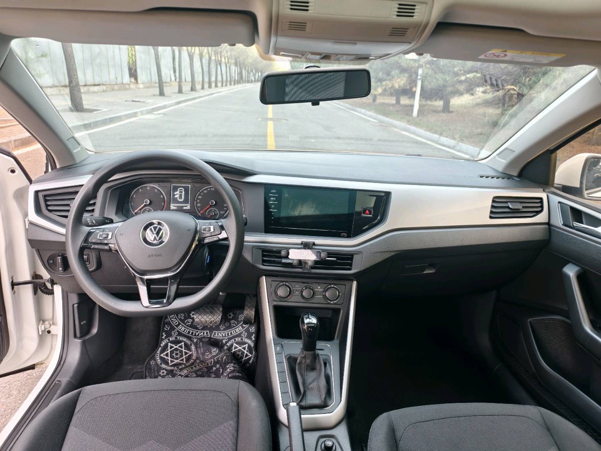 Volkswagen Polo 2021 #6 Volkswagen Polo 2021 car image #6