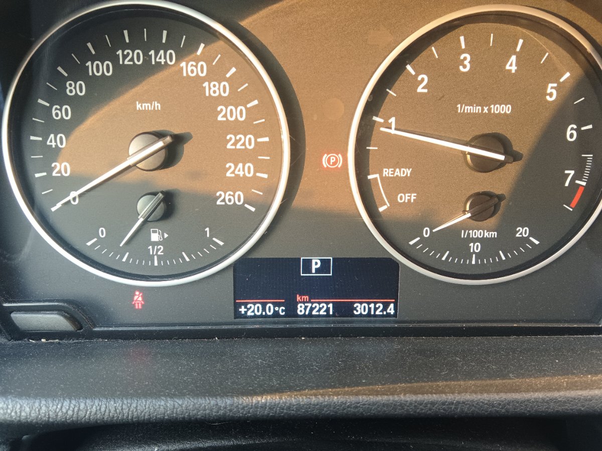 BMW X1 2016 immagine di auto #13