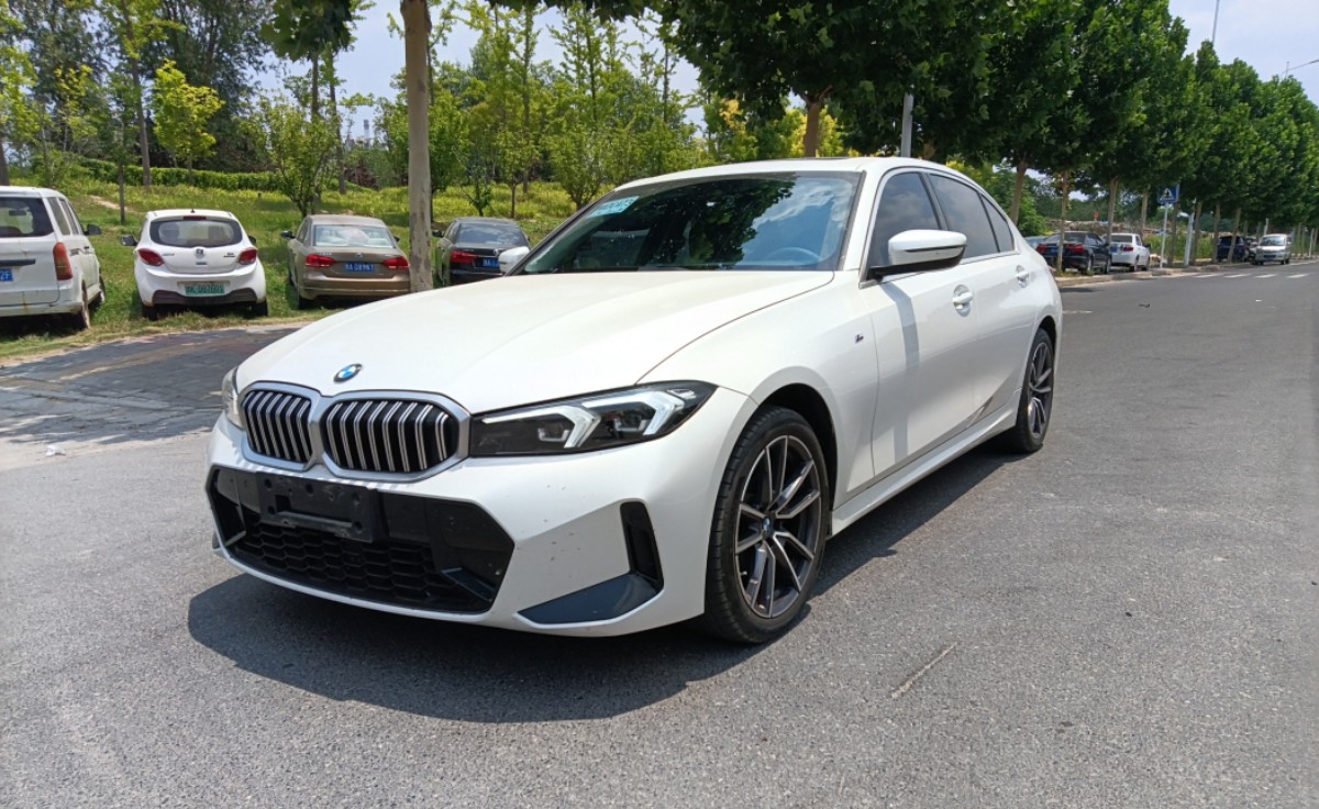 BMW 3 Series 2023 BMW 3 Series 2023 car image