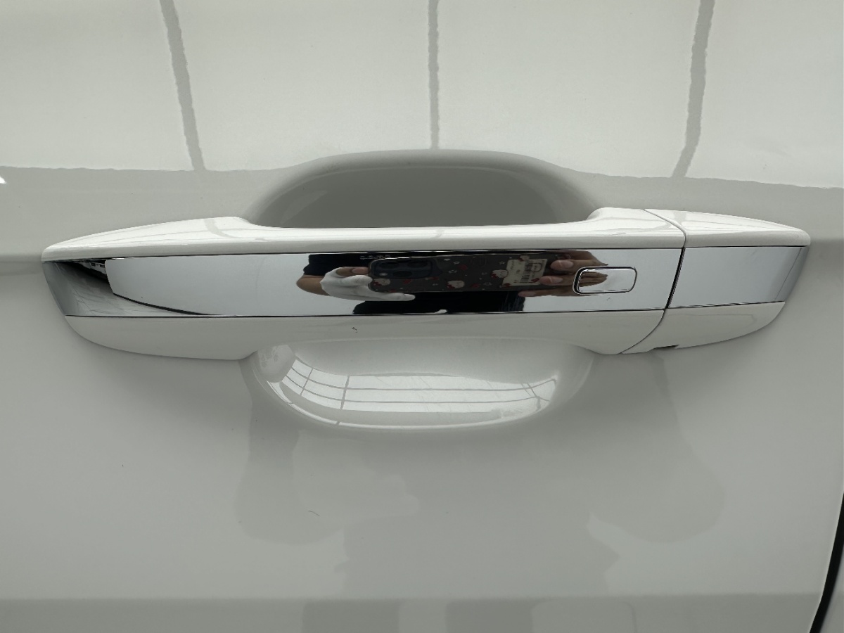 Volkswagen T-Cross 2022 car image #11