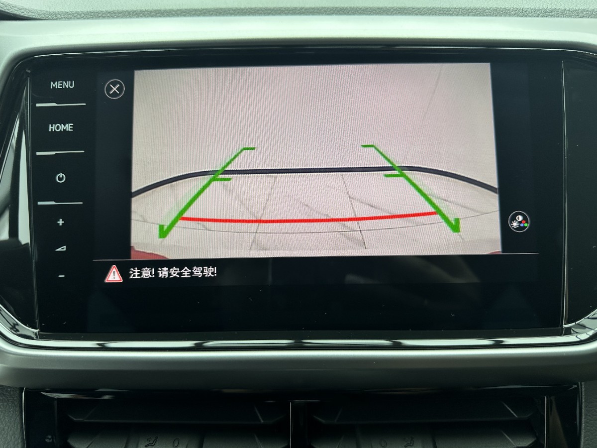 Volkswagen T-Cross 2022 car image #15