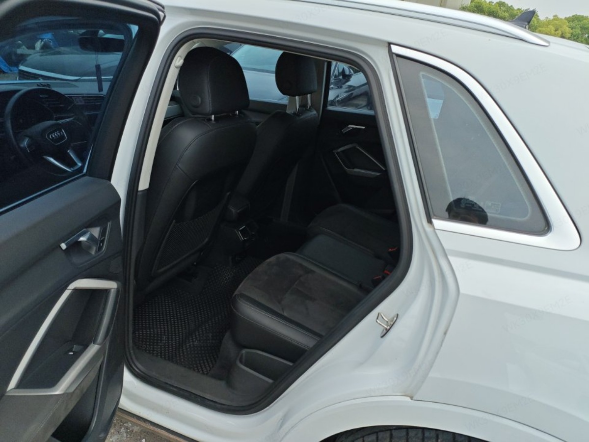 Audi Q3 2023 #5 Audi Q3 2023 car image #5