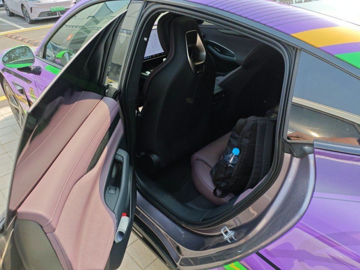 MI SU7 2025 car image #6