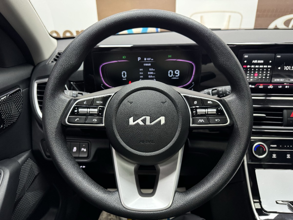 Kia Seltos 2023 #12 Kia Seltos 2023 car image #12