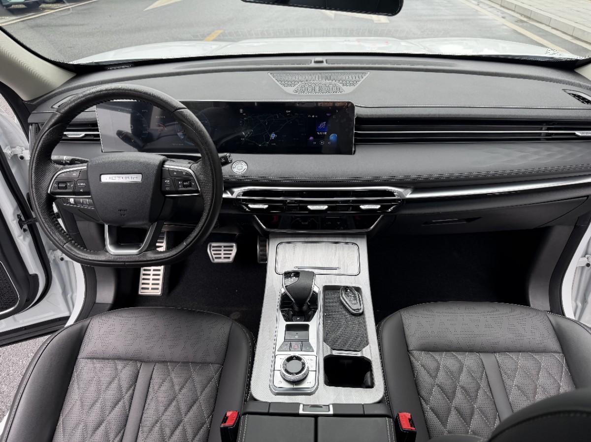 Jetour X70 PLUS 2024 car image #8