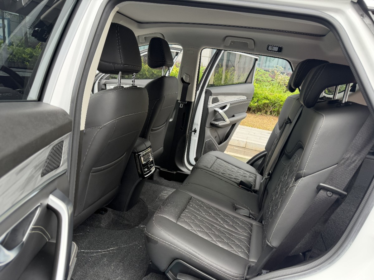 Jetour X70 PLUS 2024 car image #10