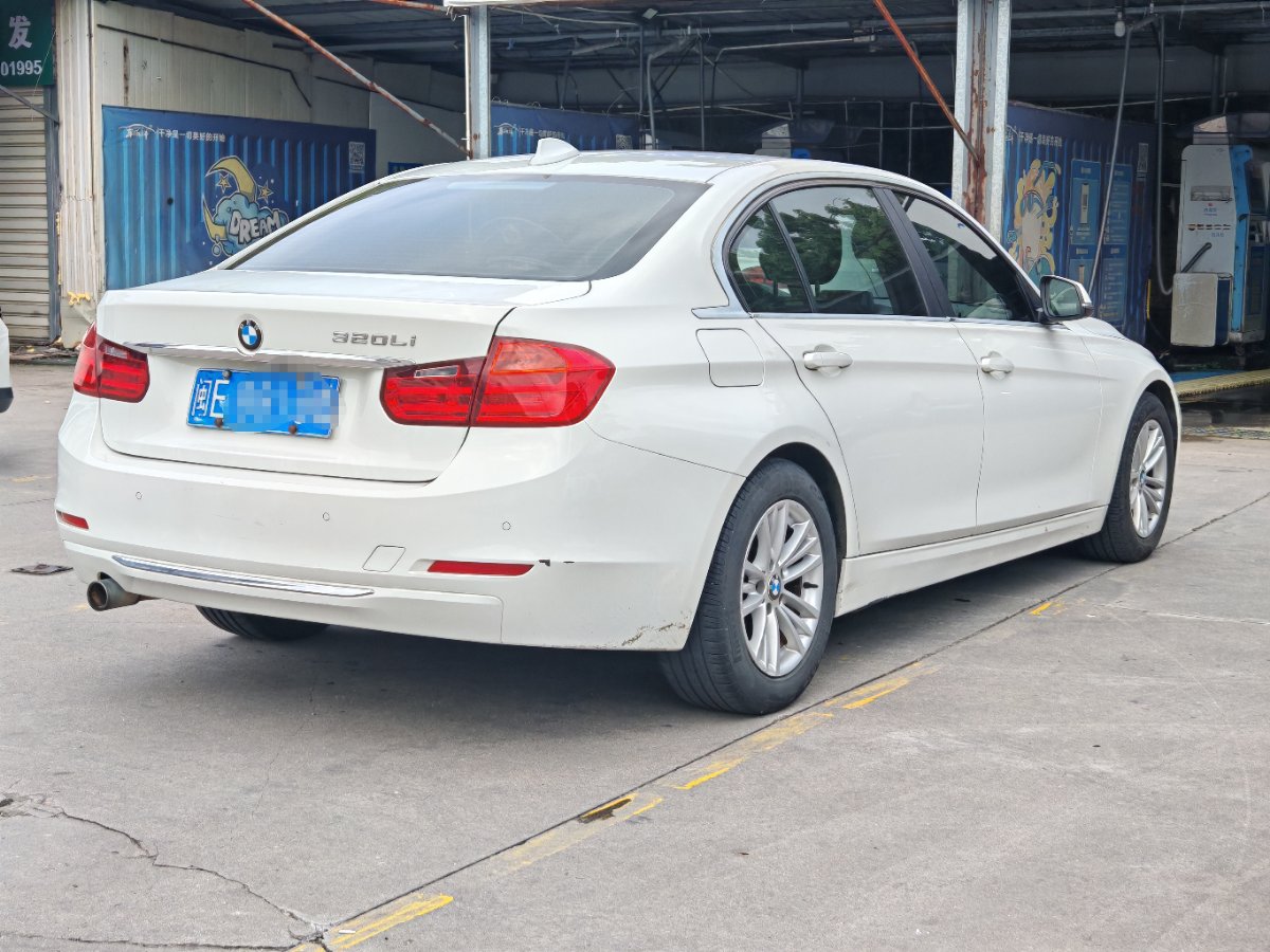 BMW 3 Series 2015 #4 BMW 3 Series 2015 car image #4