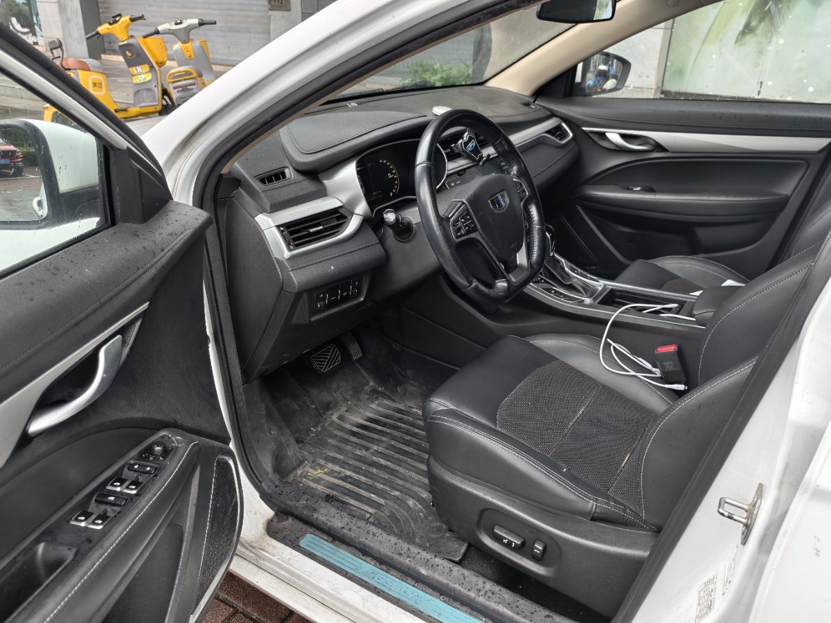 GEELY Emgrand 2018 #4 GEELY Emgrand 2018 car image #4