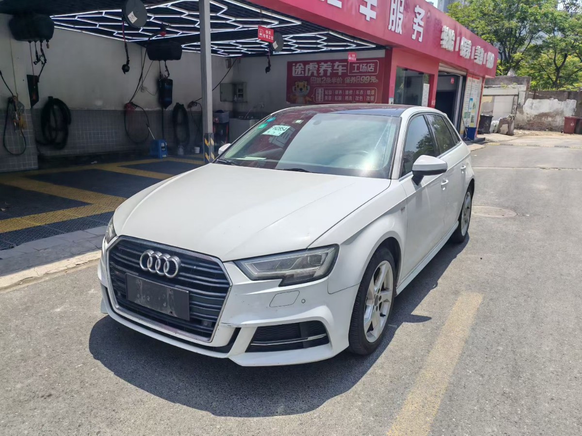 Audi A3 2019 immagine di auto #2