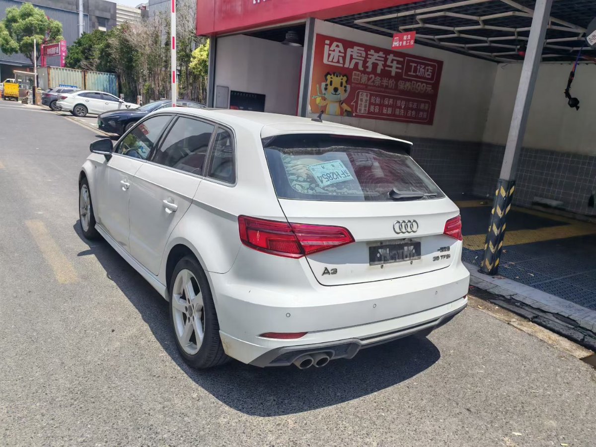 Audi A3 2019 immagine di auto #3