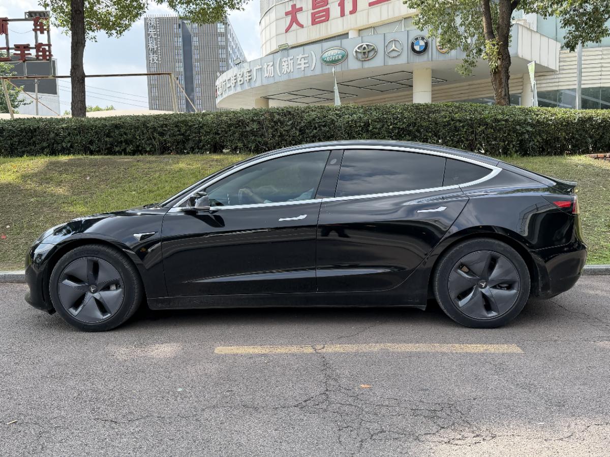 Tesla Model 3 2020 car image #2