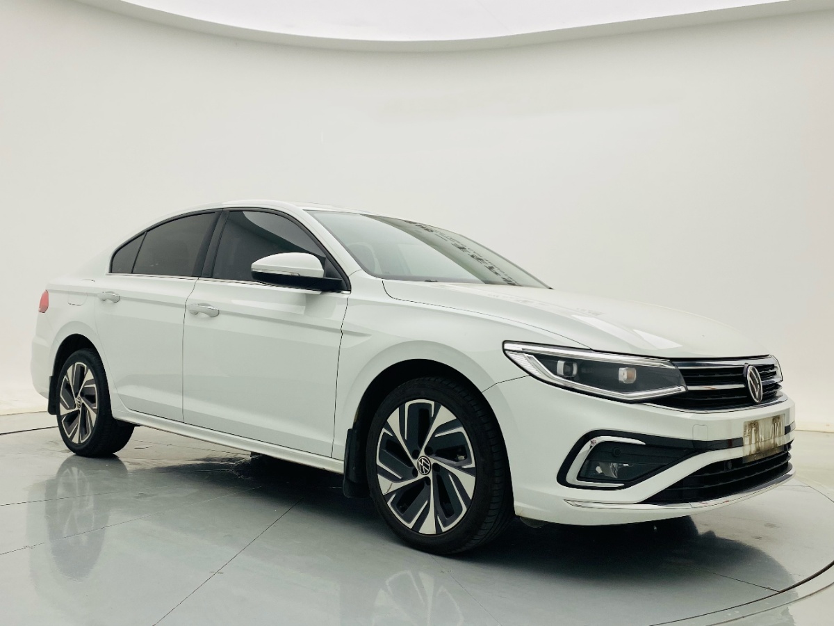 Volkswagen Bora 2022 car image #3