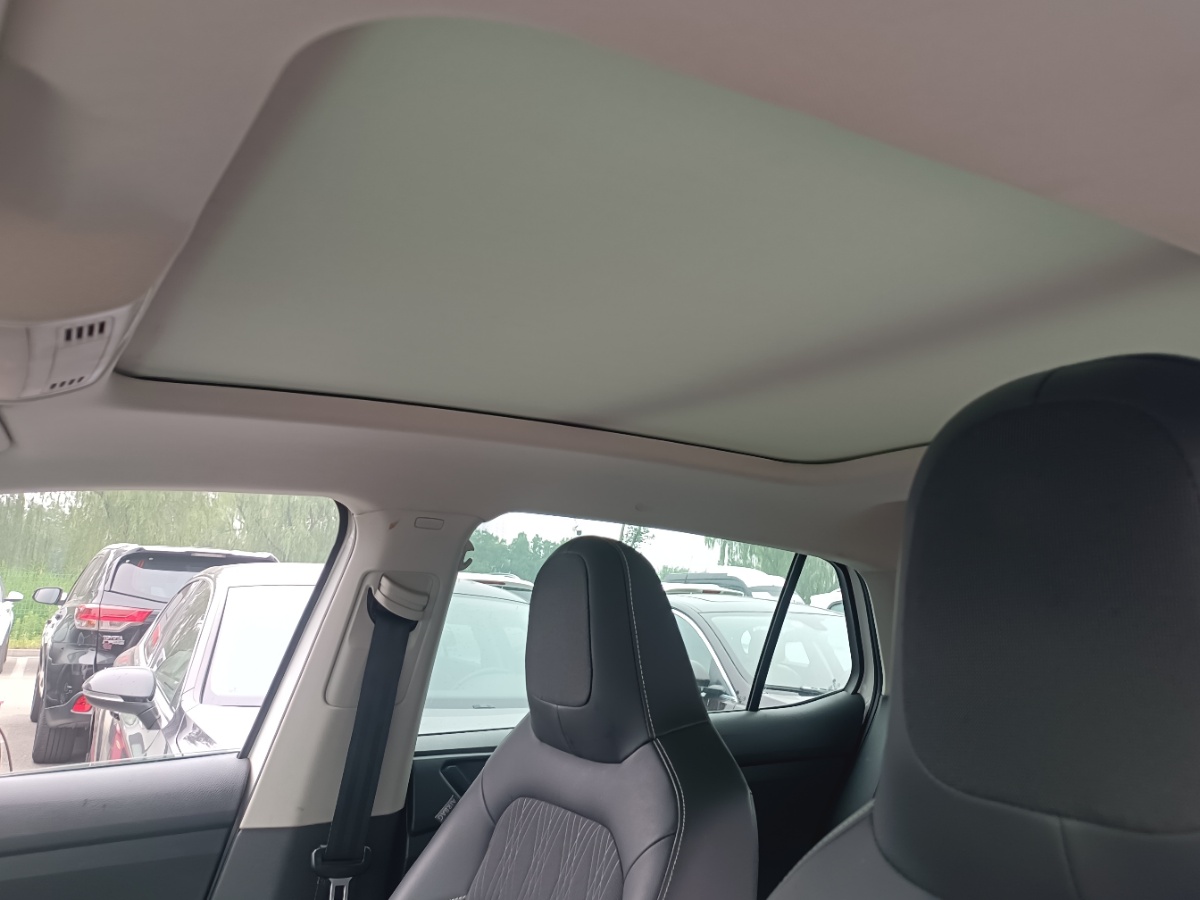 Volkswagen T-Cross 2020 #4 Volkswagen T-Cross 2020 immagine di auto #4