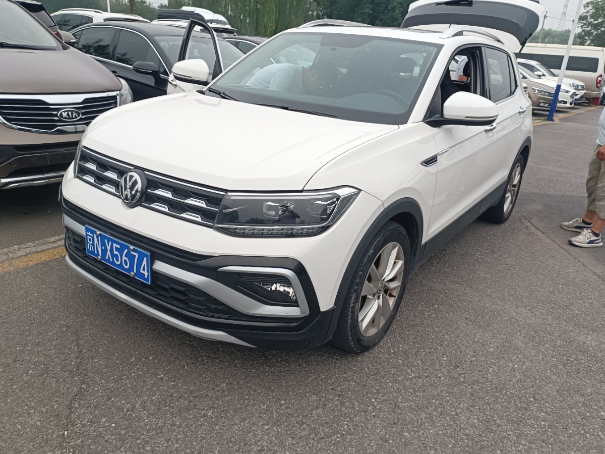 Volkswagen T-Cross 2020 Volkswagen T-Cross 2020 immagine di auto