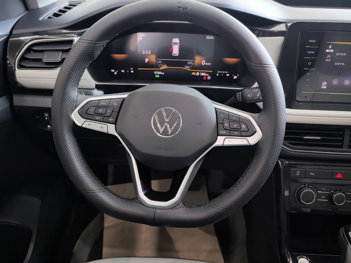 Volkswagen Tharu 2026 car image #2
