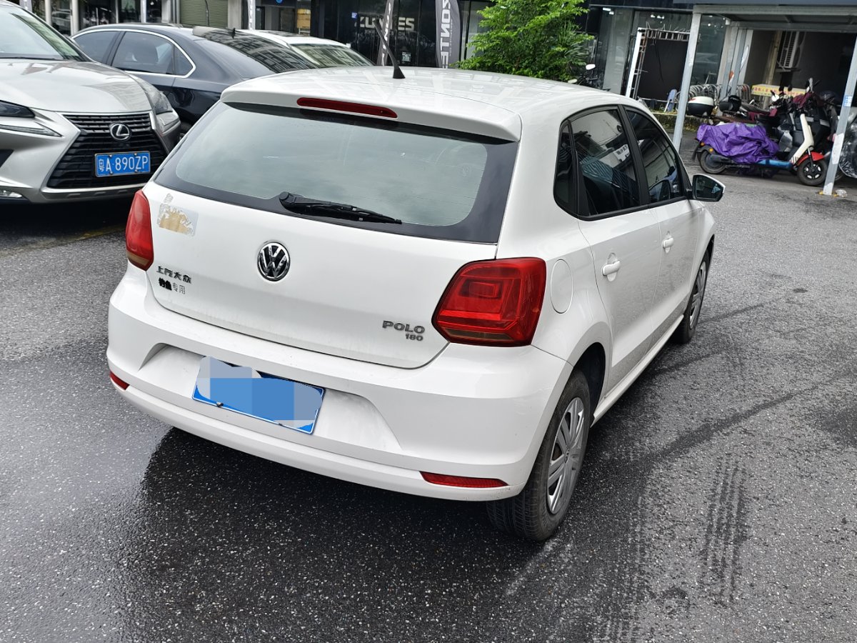 Volkswagen Polo 2019 car image #5