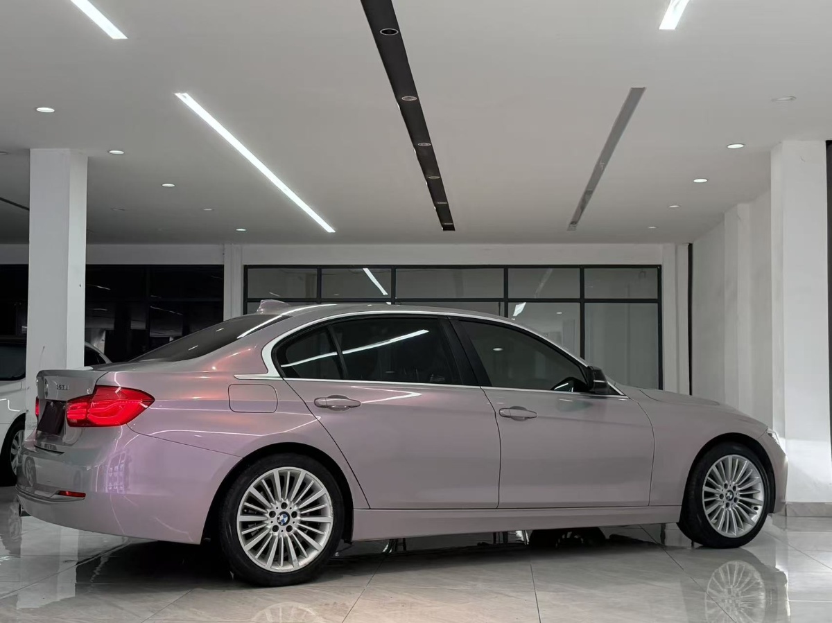 BMW 3 Series 2017 car image #9