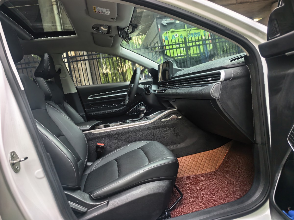 GEELY Emgrand 2023 car image #10