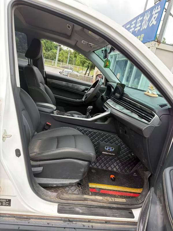 GEELY Vision X6 2022 car image #2