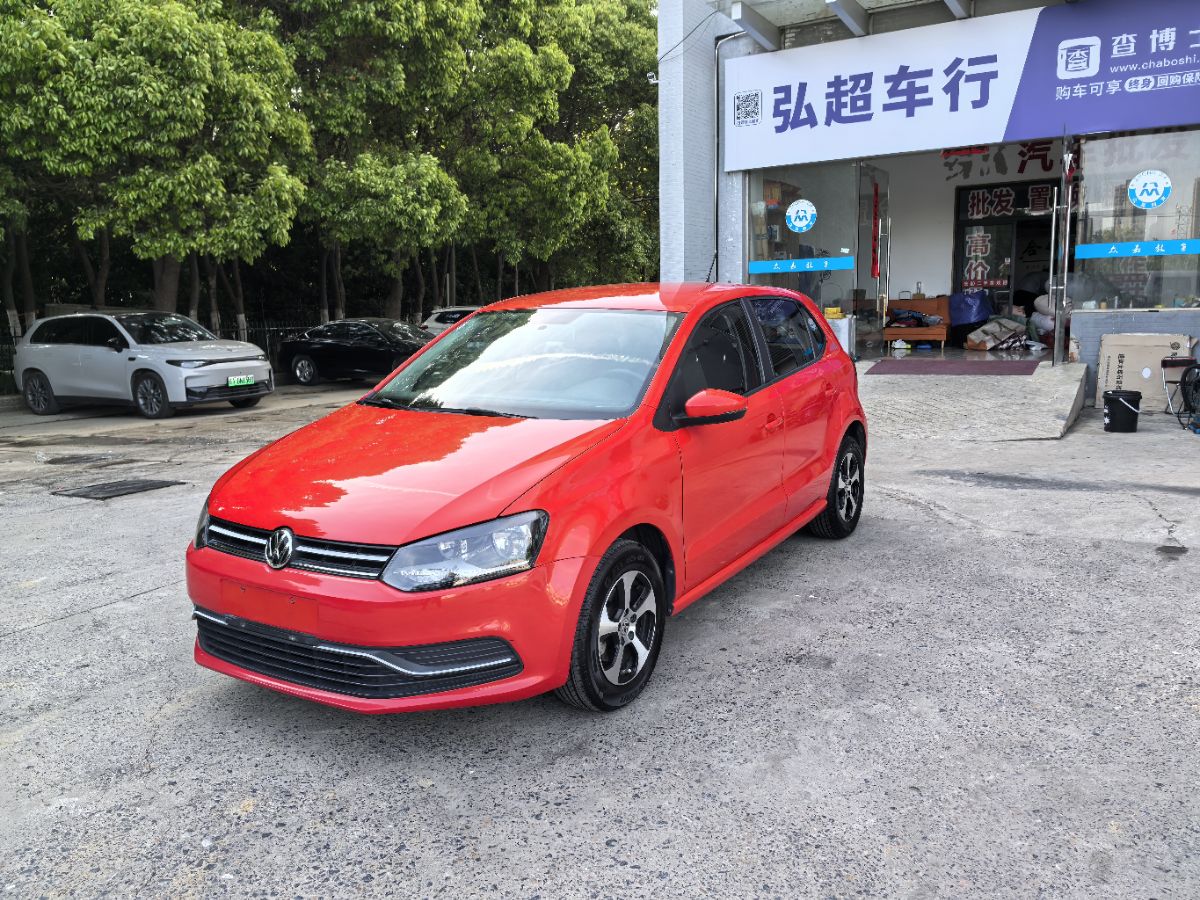 Volkswagen Polo 2016 car image 