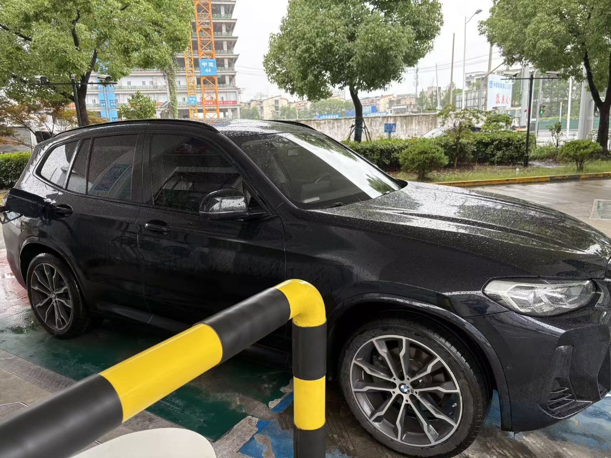 BMW X3 2023 car image #4