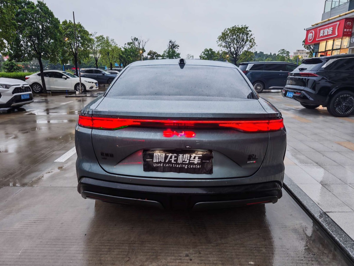 BYD Han 2025 car image #5