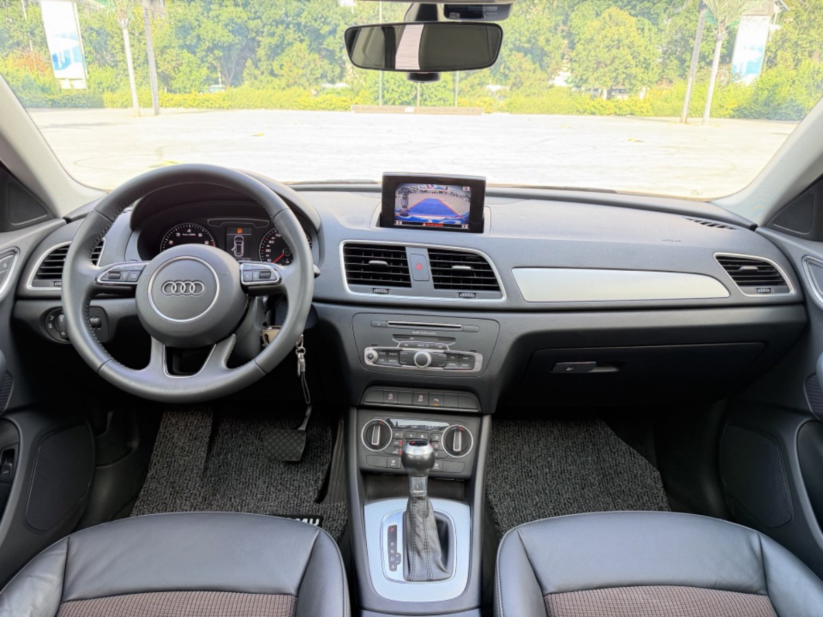 Audi Q3 2018 #4 Audi Q3 2018 car image #4
