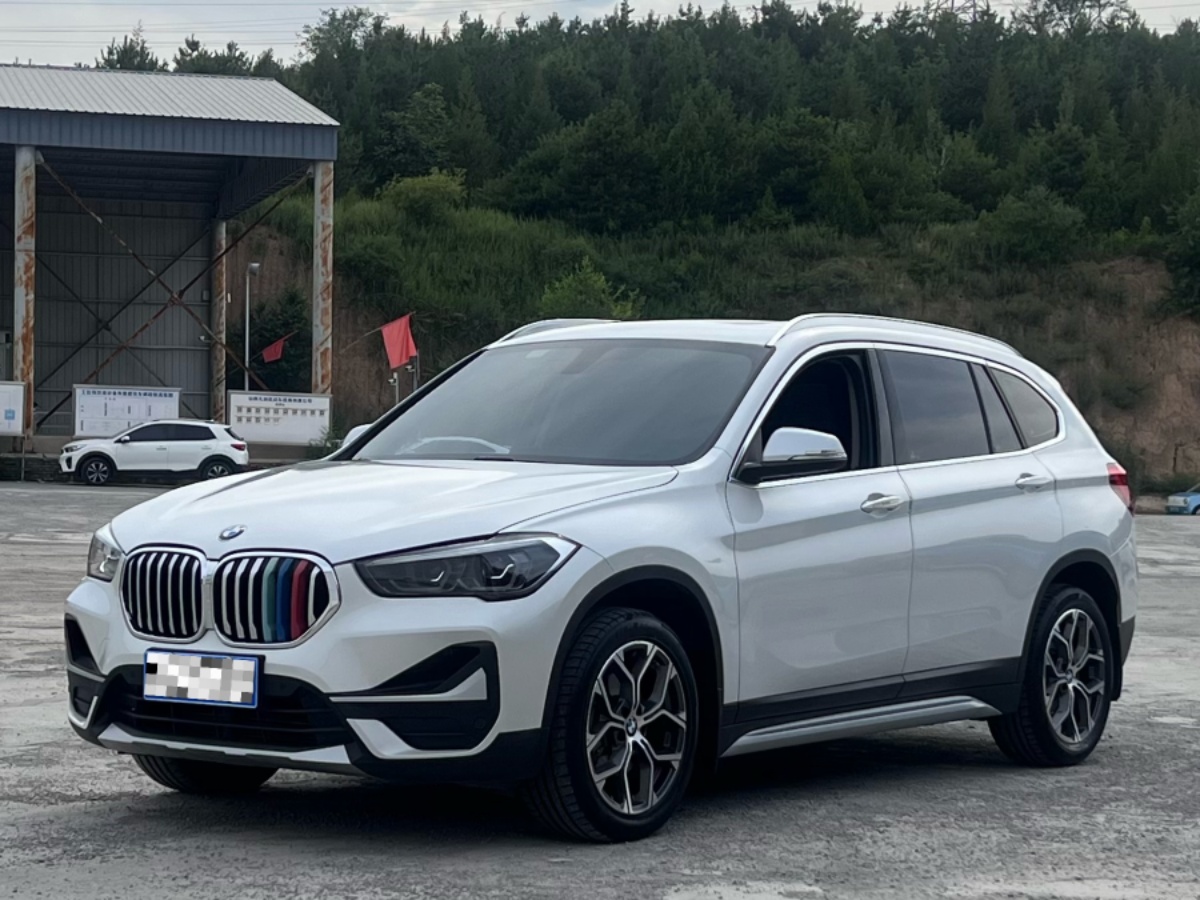 BMW X1 2021 BMW X1 2021 car image