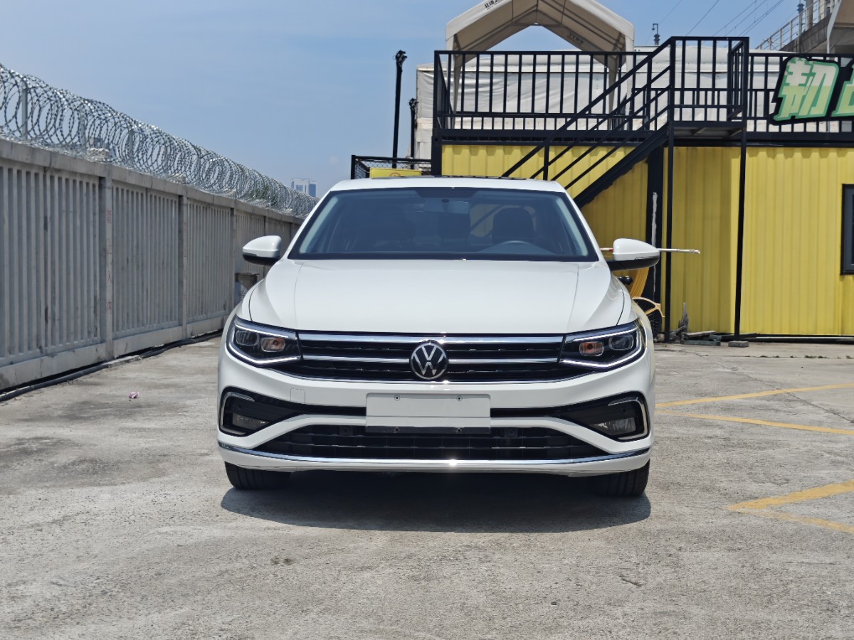 Volkswagen Bora 2023 car image #2