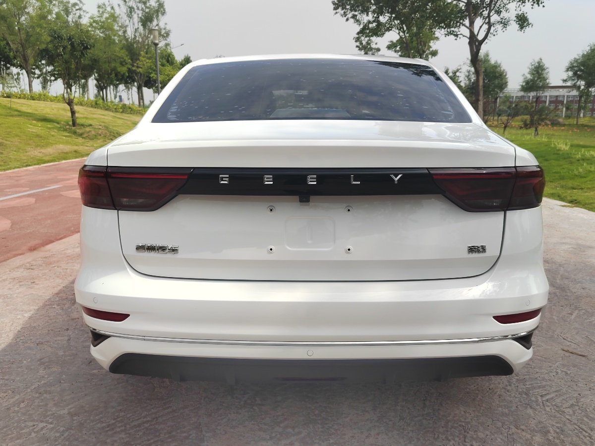 GEELY Emgrand 2023 car image #5