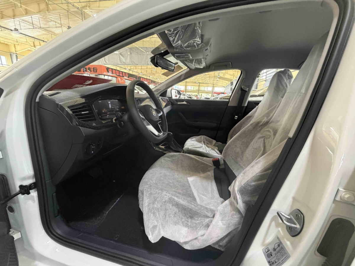 Volkswagen Lavida 2025 car image #6