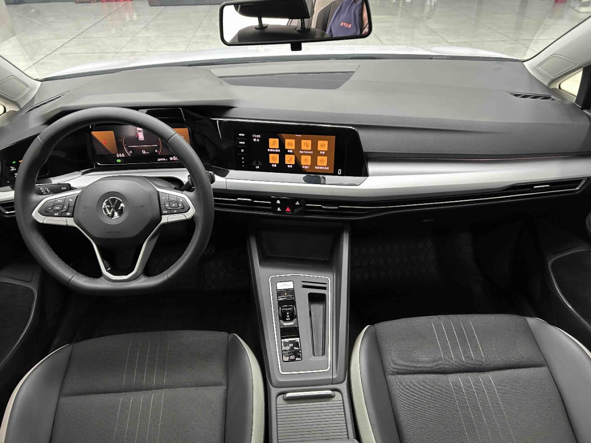 Volkswagen Golf 2023 #4 Volkswagen Golf 2023 car image #4