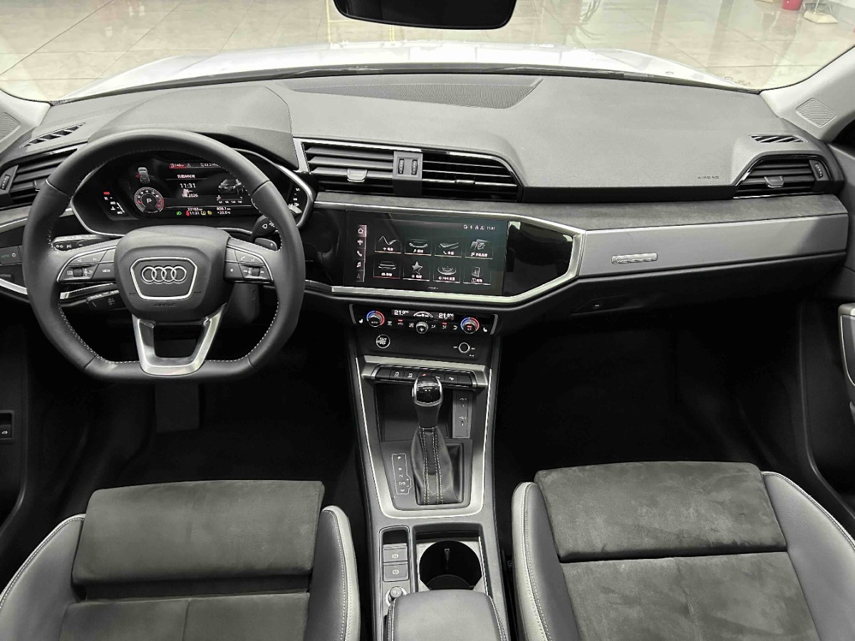Audi Q3 2022 #3 Audi Q3 2022 car image #3